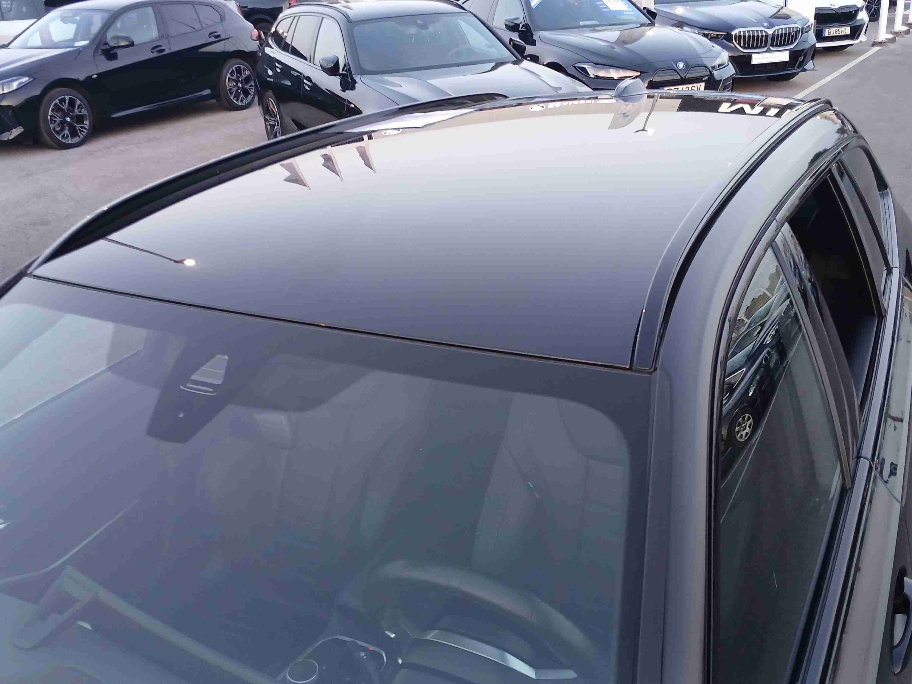 BMW Série 3 320 d Touring Pack Desportivo M Auto — fotografia 11